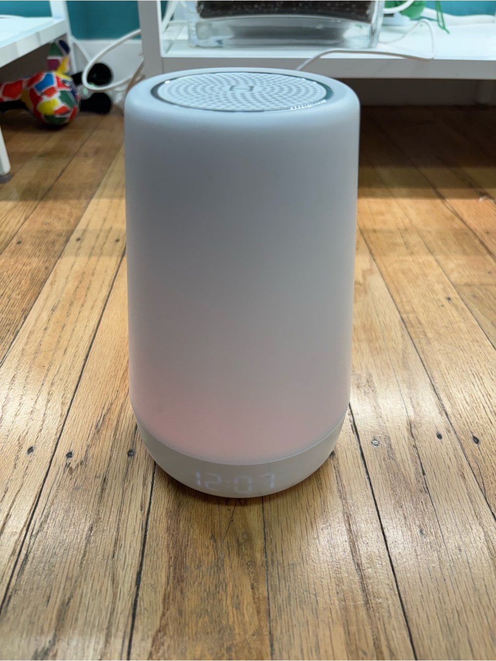 Hatch rest 2 - smart sound machine and nightlight